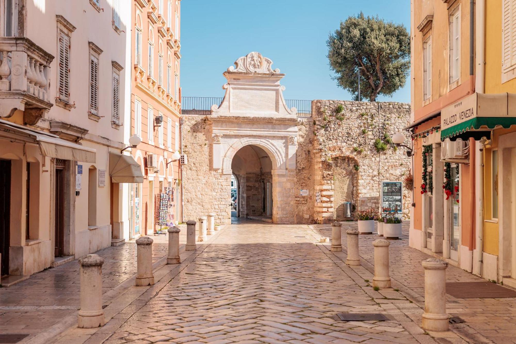 Zarina Apartment - Old Town Center Ζαντάρ Εξωτερικό φωτογραφία
